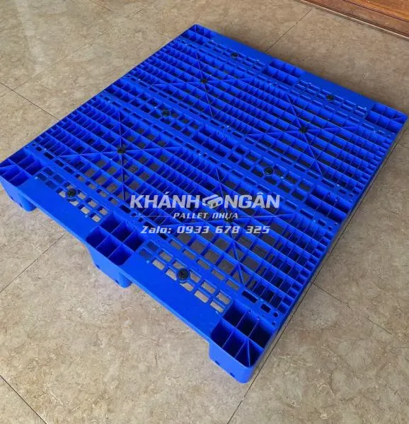 Pallet nhựa 1211 – 10 lõi thép