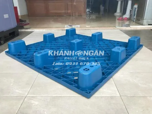 Pallet nhựa chân cốc mới kích thước 1200x1200x140mm