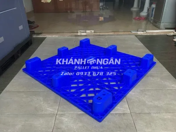 Pallet nhựa chân cốc mới kích thước 1200x1200x140mm