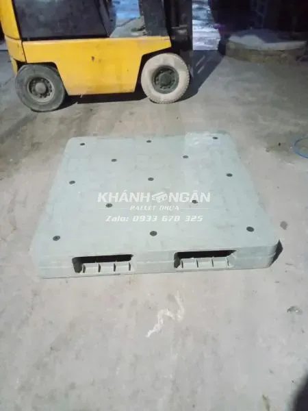 Pallet nhựa cũ 1100x1100x150mm