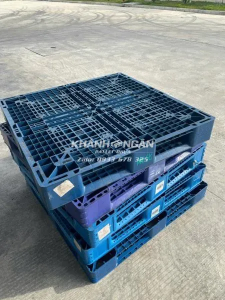 Pallet nhựa cũ 1100x1100x150mm xanh tái sinh