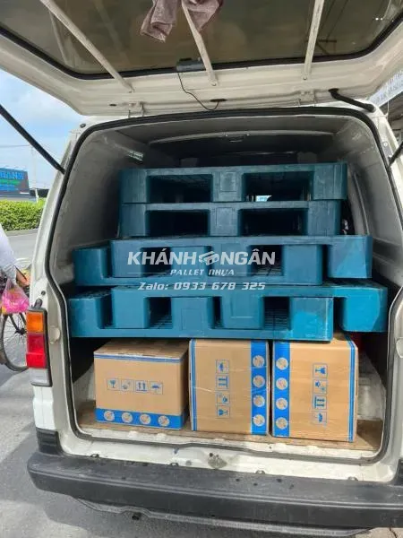 Pallet nhựa cũ kích thước 1200x1000x150mm
