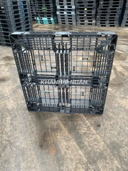 Pallet nhựa cũ kích thước 1100x1100x125mm