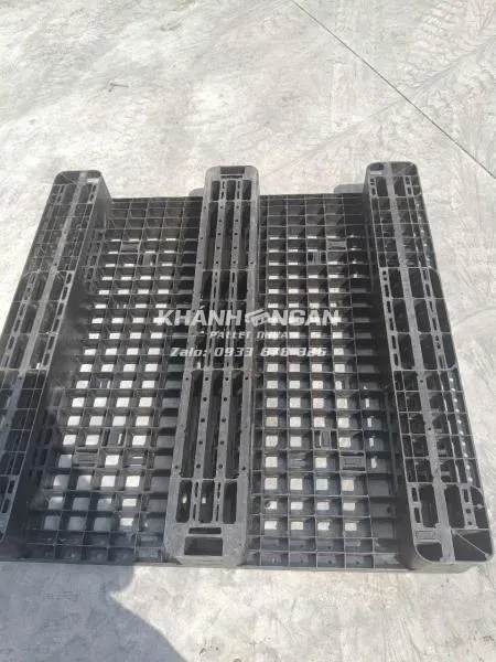 Pallet nhựa cũ kích thước 1100x1100x150mm