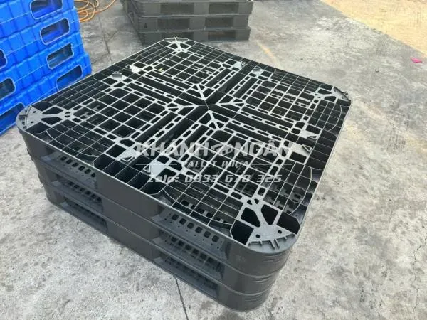 Pallet nhựa cũ kích thước 1140x1140x140mm