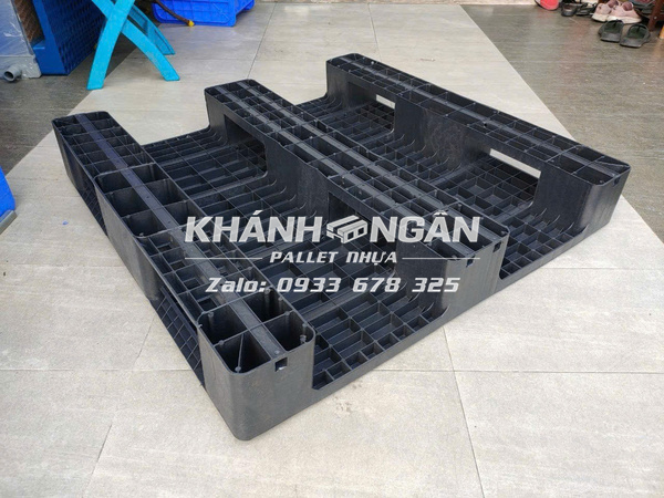 Pallet nhựa mới kích thước 1100x1100x165mm