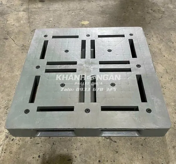 Pallet nhựa KT 1100x1100x140mm