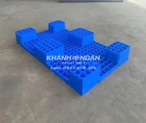 Phiên bản cải tiến mới Pallet nhựa liền khối kích thước 1000x600x135mm 