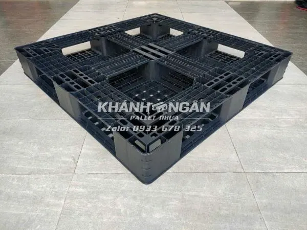 Pallet nhựa mới kích thước 1100x1100x150mm