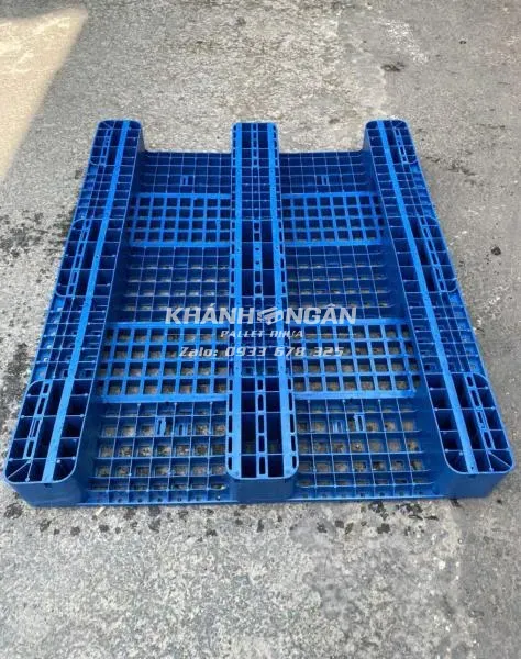 Pallet nhựa mới kích thước 1200x1000x150mm ba chân suốt