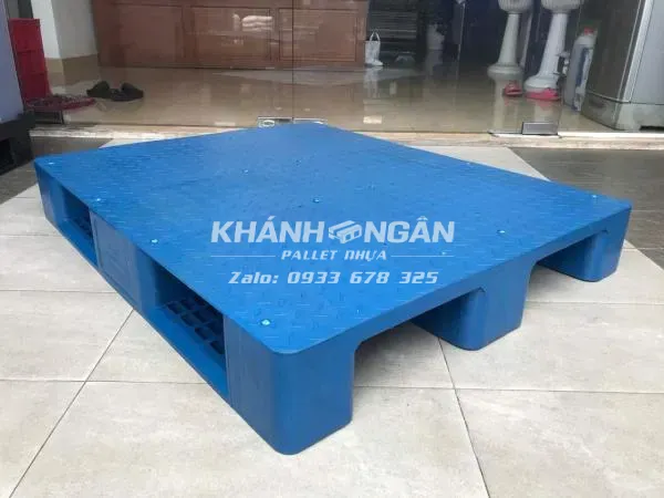 Pallet nhựa mới kích thước 1200x1000x165mm mặt bít