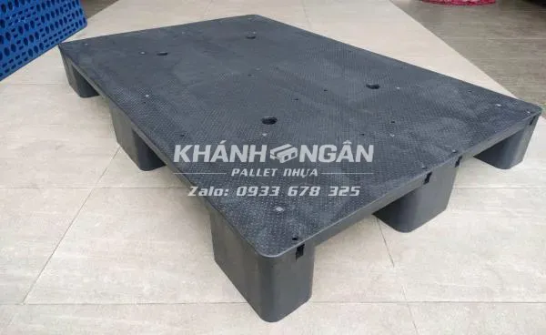 Pallet nhựa mới kích thước 800x1200x140mm mặt bít