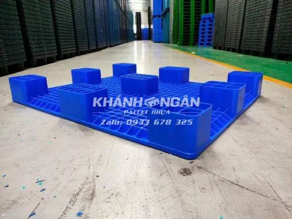 Pallet nhựa mới kích thước 1200x1000x140mm mặt bít