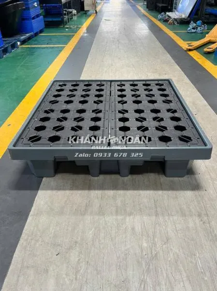 Pallet nhựa chống tràn kích thước 1300x1300x300mm – Sản phẩm mới