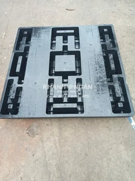 Pallet nhựa cũ kt 1050x1050x140mm
