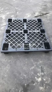 Pallet nhựa cũ kích thước 1200x1000x140mm