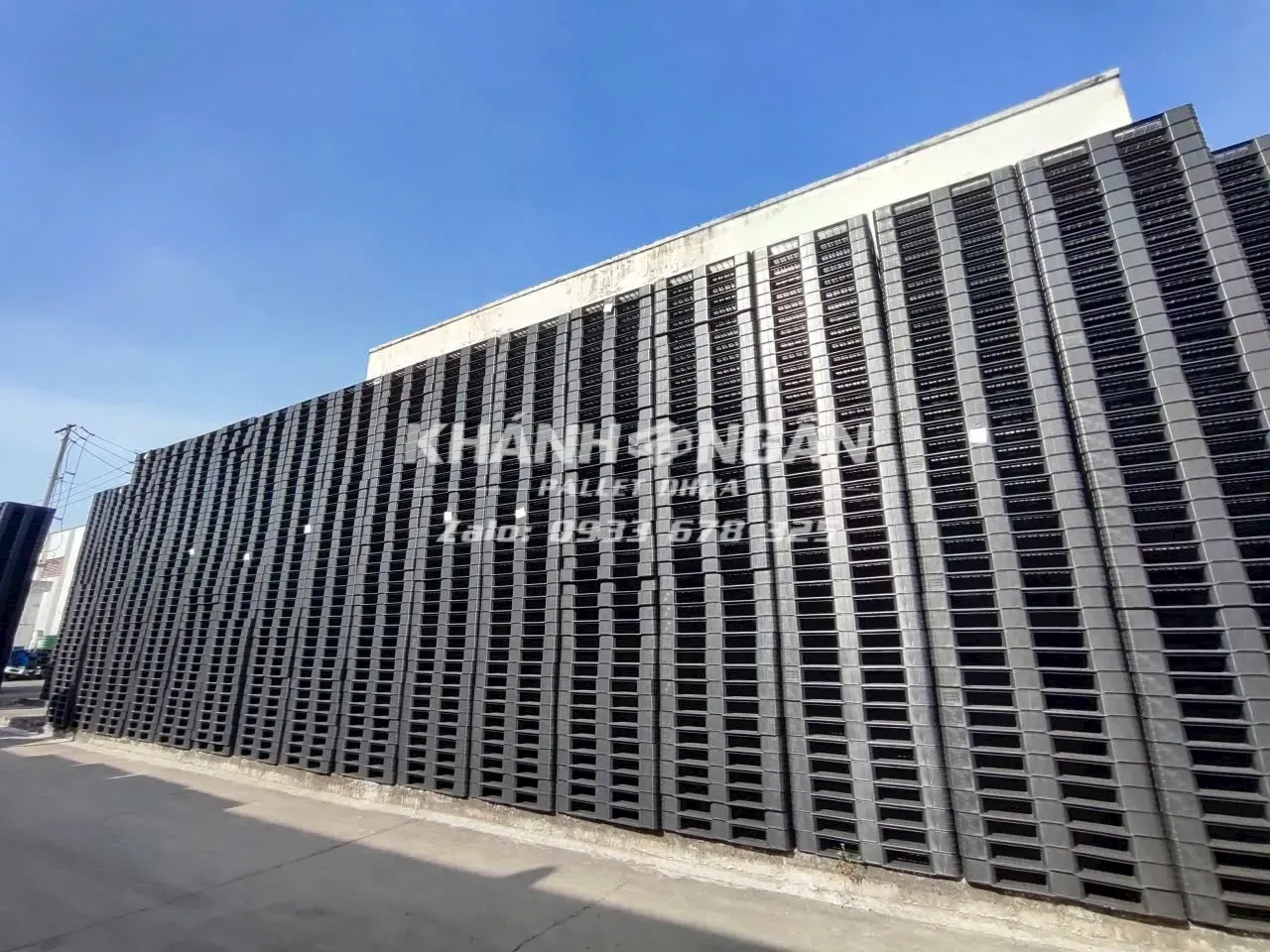 Kho hàng Pallet nhựa Khánh Ngân giá sỉ & lẻ liên hệ mua ngay 0933 678 325